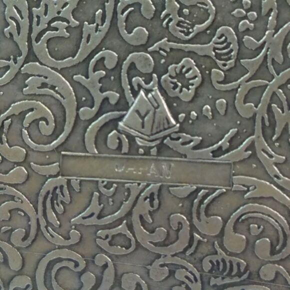 The Blue Boy Silver Plated Desktop Box - Picture 4 of 8